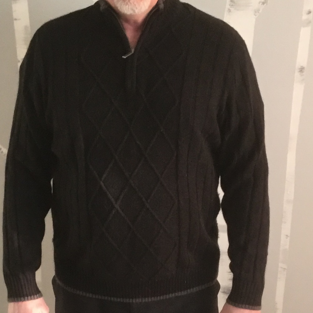 Geoffrey Beene black men’s sweater